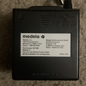 NEW Medela Pump In Style 12V Portable Battery Pack